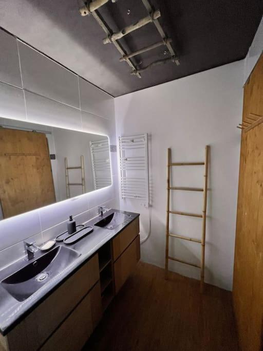 Appartement, 3 Chambres, Vue Panoramique, Parking, Acces Ville ブリニョール エクステリア 写真