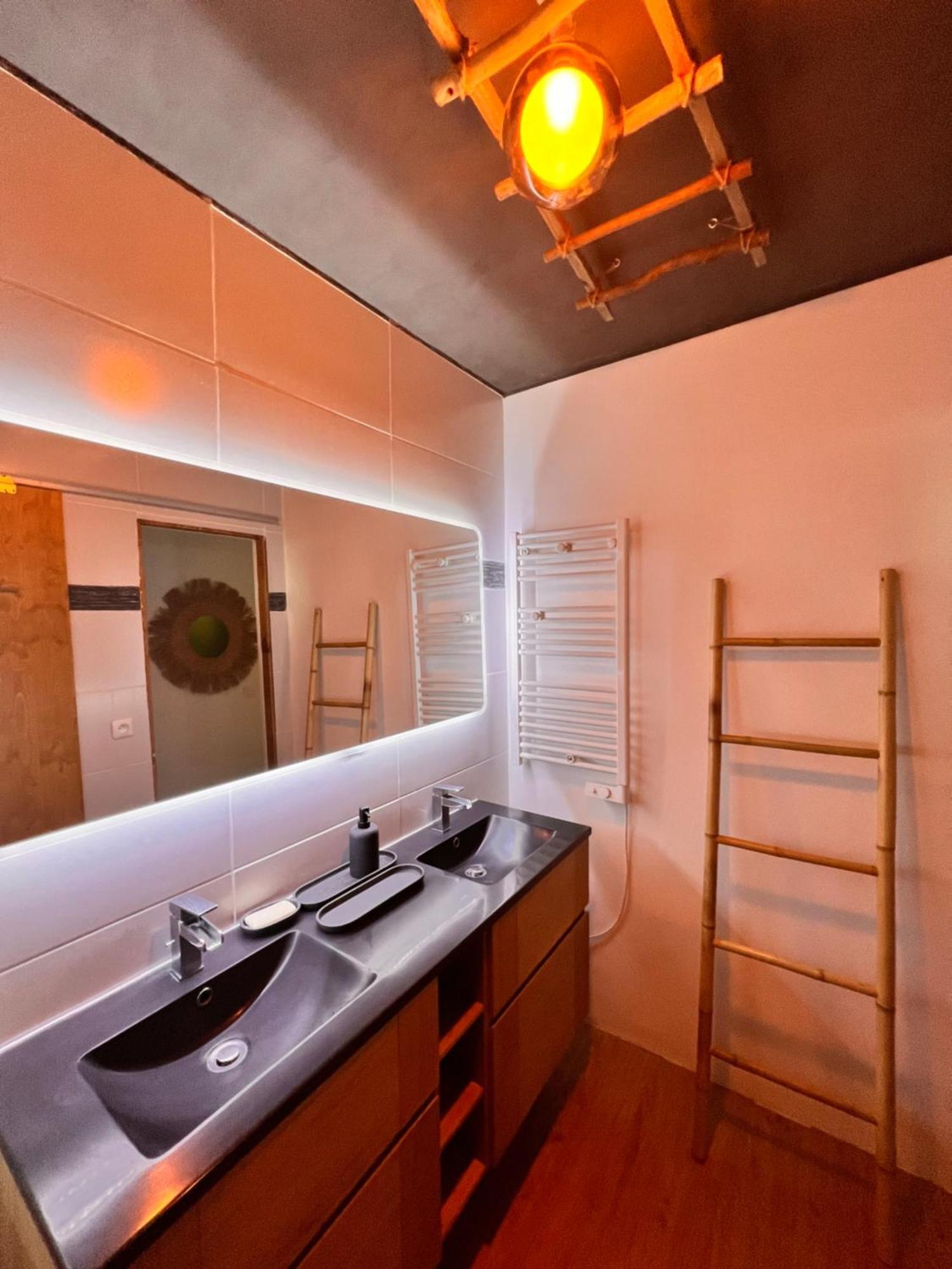 Appartement, 3 Chambres, Vue Panoramique, Parking, Acces Ville ブリニョール エクステリア 写真