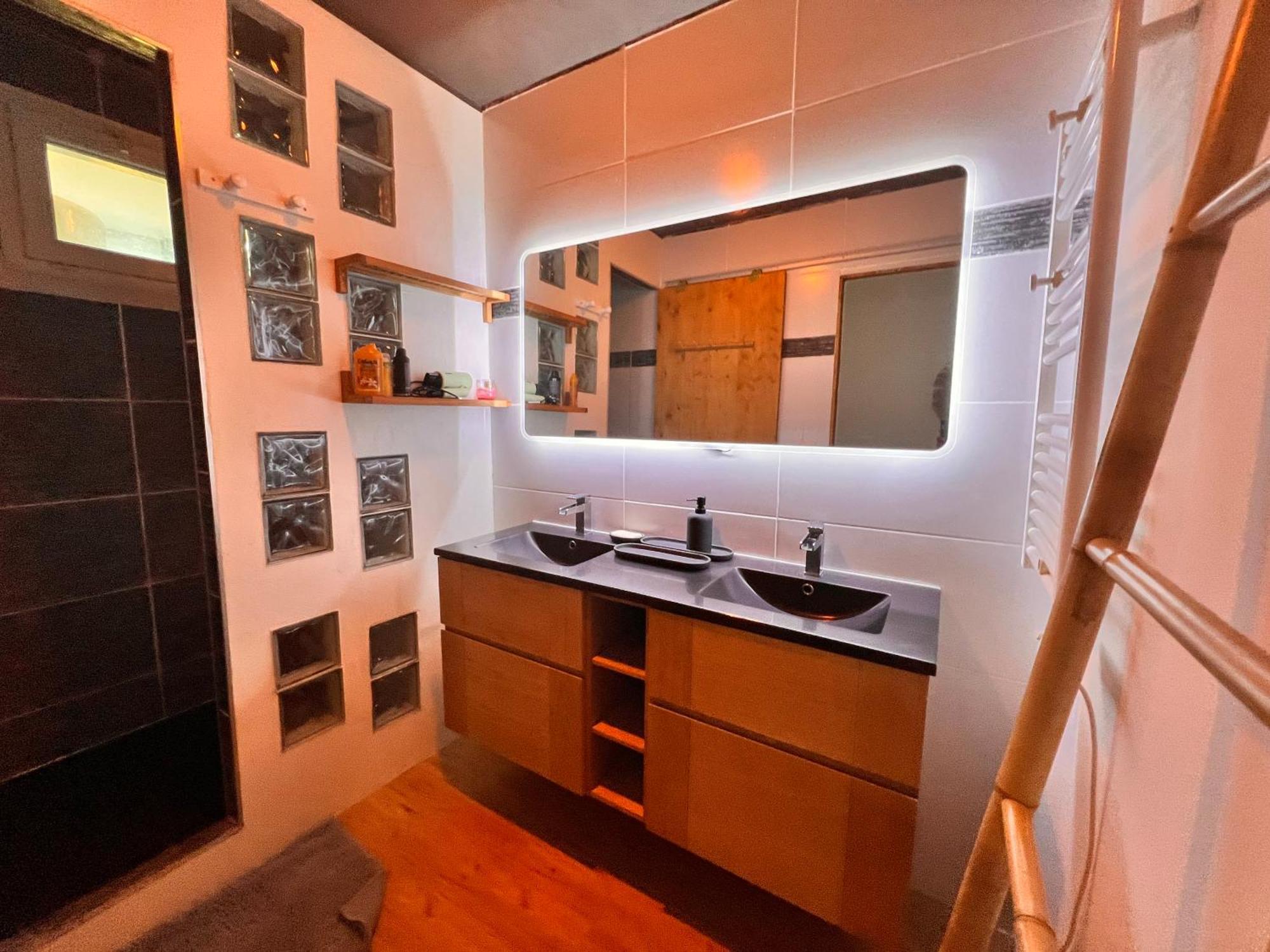 Appartement, 3 Chambres, Vue Panoramique, Parking, Acces Ville ブリニョール エクステリア 写真